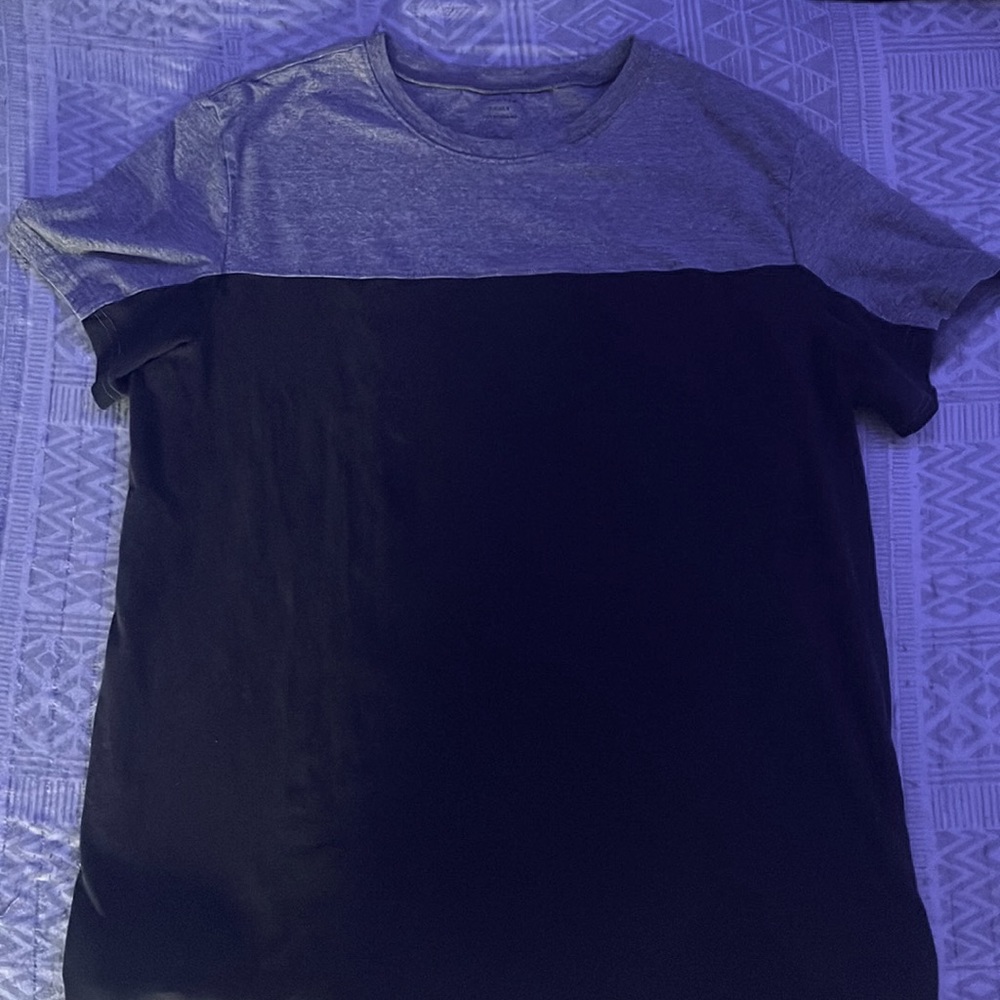 L / Black & Gray shirt